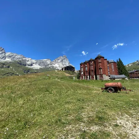 Hellochalet - White Dream - Ski-to-door Access, 200mt From Plateau Rosa - Zermatt Cablecar *