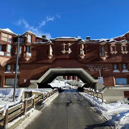 Lägenhet Hellochalet - White Dream - Ski-to-door Access, 200mt From Plateau Rosa - Zermatt Cablecar Breuil-Cervinia