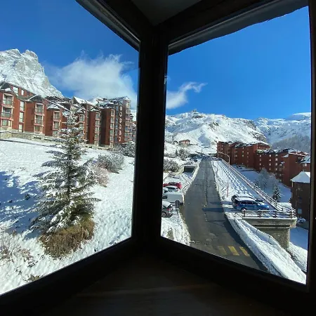 Hellochalet - White Dream - Ski-to-door Access, 200mt From Plateau Rosa - Zermatt Cablecar *